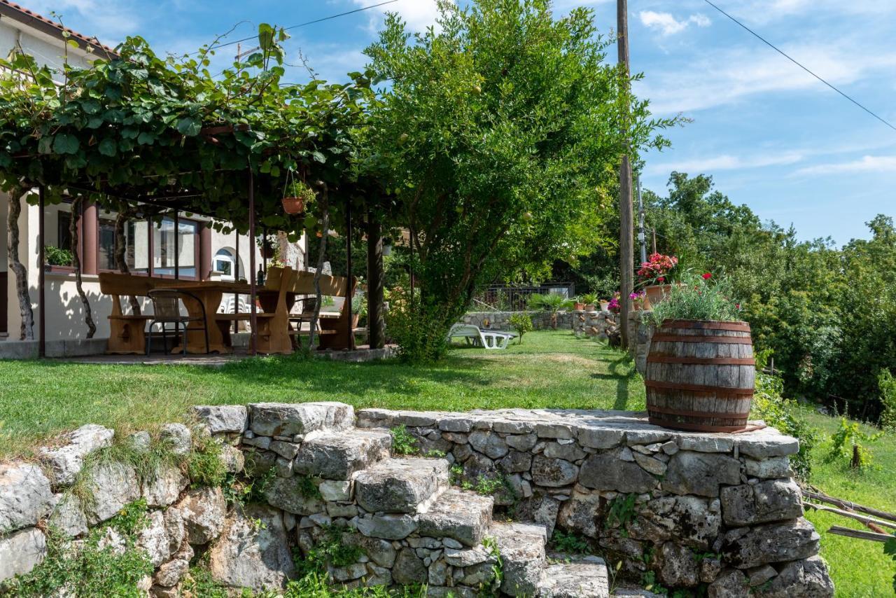 Sea View Apartment With Garden Near Opatija Veprinac Exteriör bild