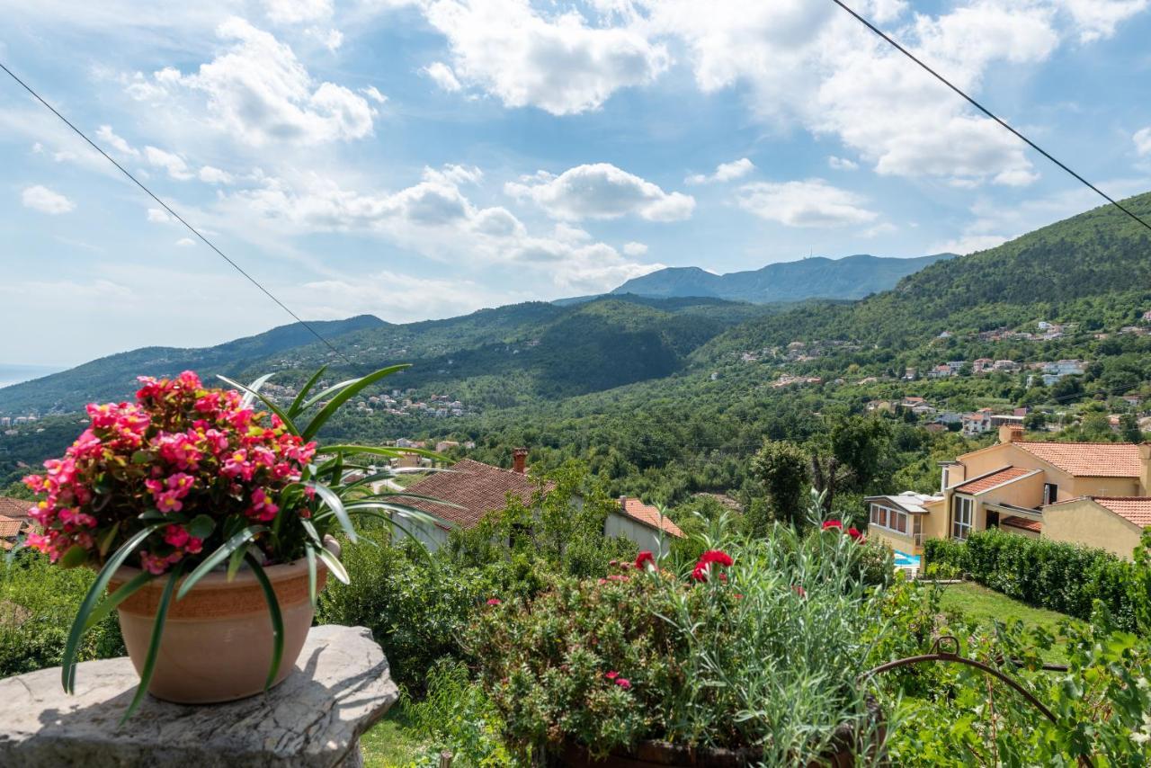 Sea View Apartment With Garden Near Opatija Veprinac Exteriör bild