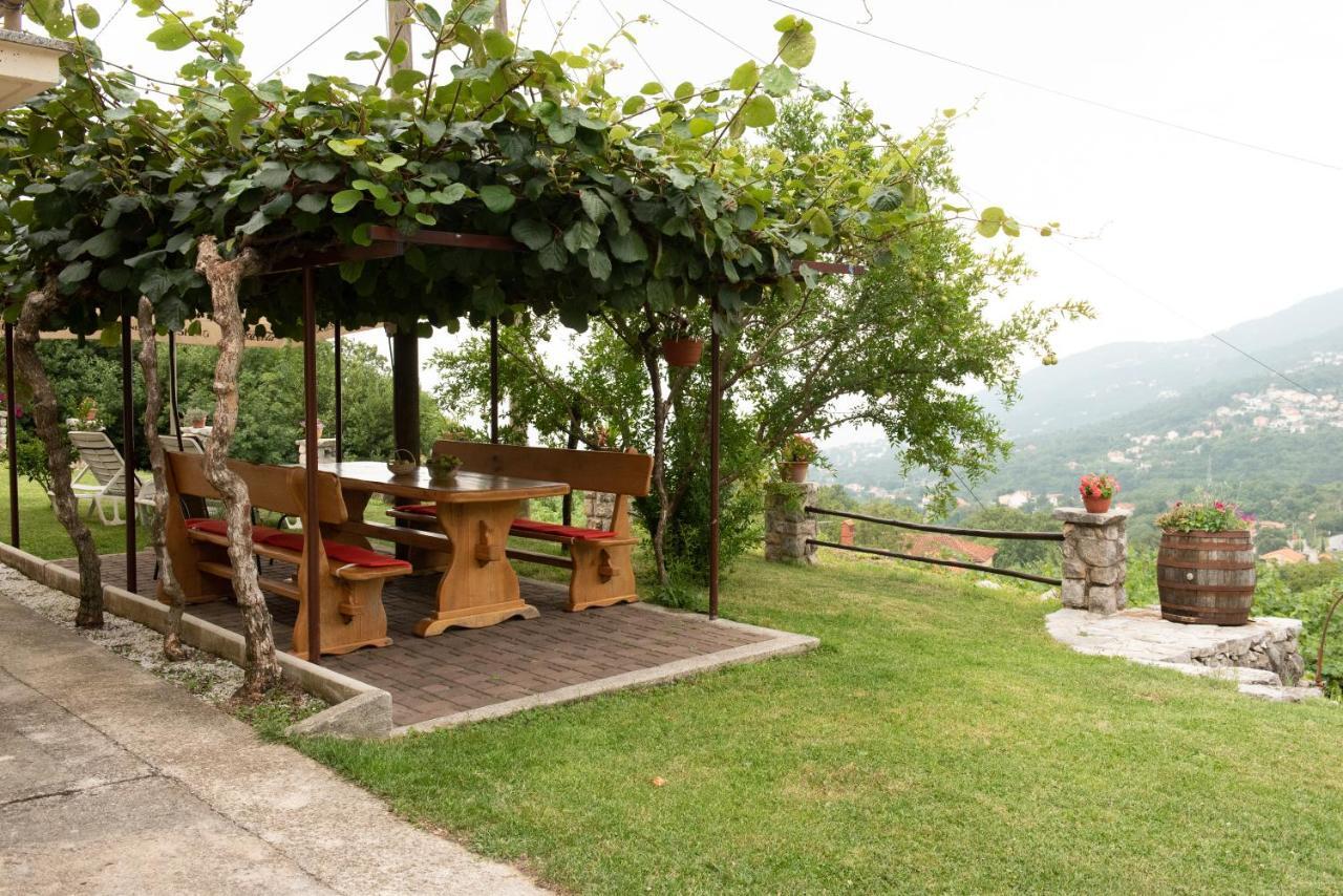 Sea View Apartment With Garden Near Opatija Veprinac Exteriör bild